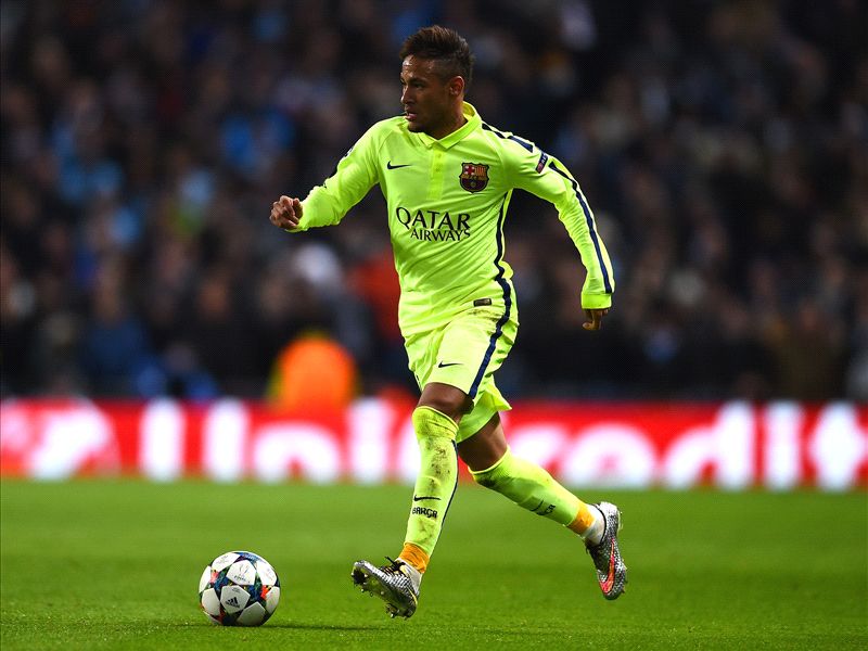 Neymar confronts Man City fan after verbal exchange