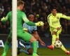 Genius Moment: Suárez verslaat Hart opnieuw