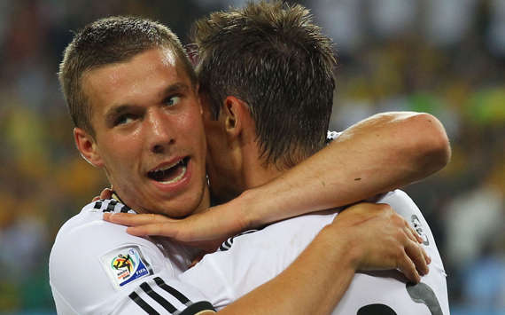 Die beiden Torschützen unter sich: Miroslav Klose, Lukas Podolski (Getty Images)