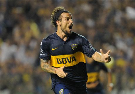 VIDEO: Osvaldo shakes La Bombonera