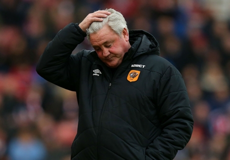 Bruce: Officials cost us against Stoke