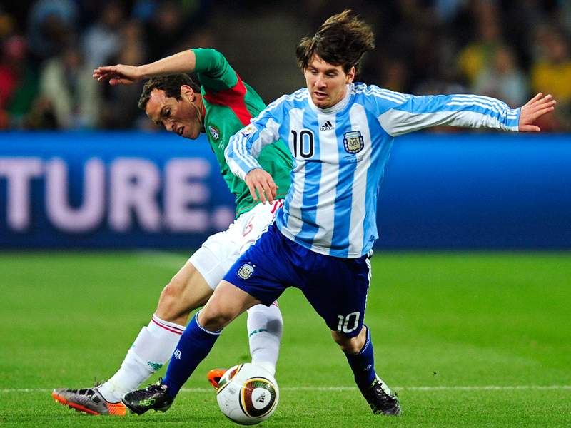 did messi score goal in 2010 world cup