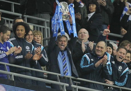 Henry: Chelsea can win the treble now