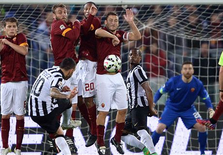 Ten-man Roma fight back for a point