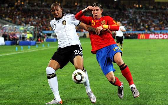 World Cup 2010:Jerome Boateng -Sergio Ramos , Germany - Spain (Getty Images)