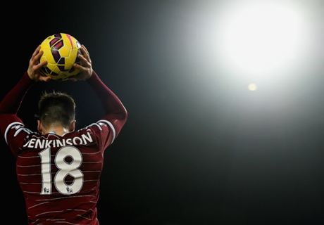 Carl Jenkinson: Kans West Ham Ke Eropa Masih Ada