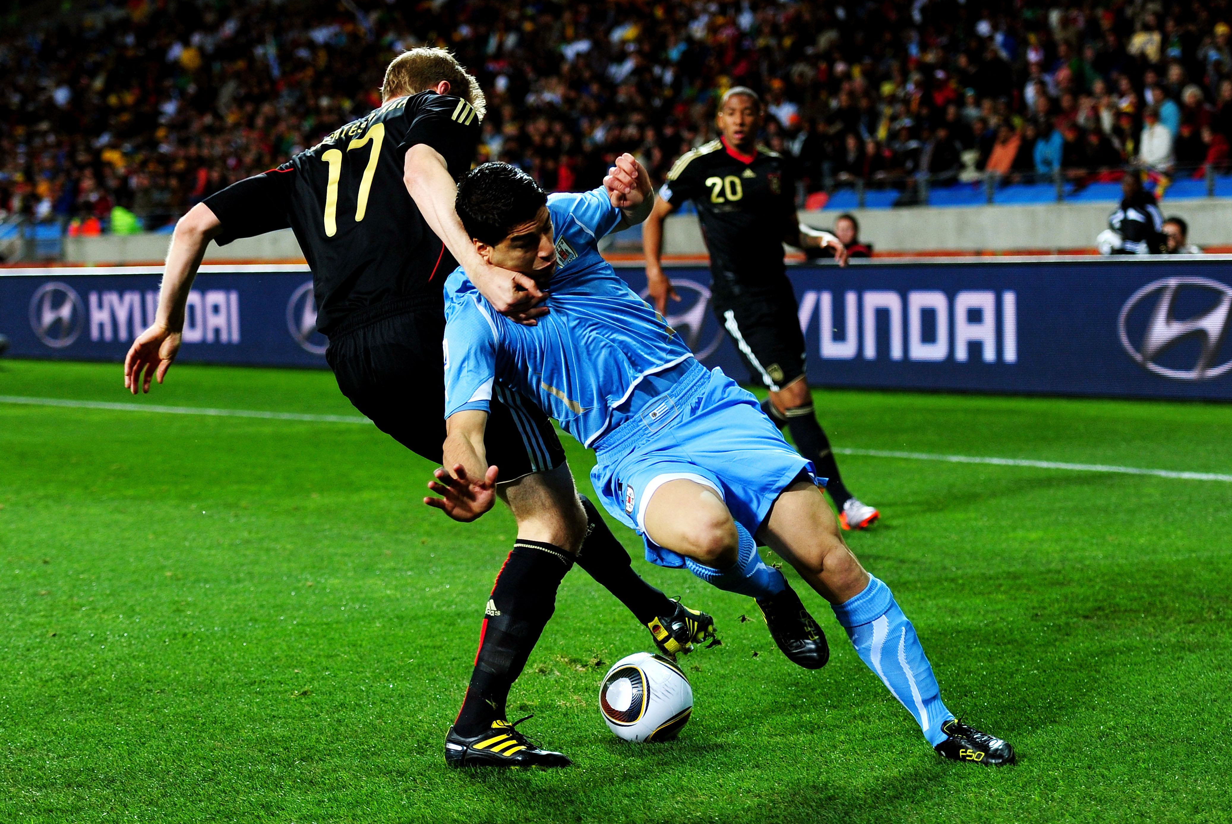 FIFA World Cup 2010 - Uruguay vs Germany - Per Mertesacker vs Luis
