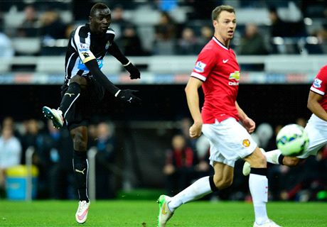 Van Gaal backs Evans in spitting row