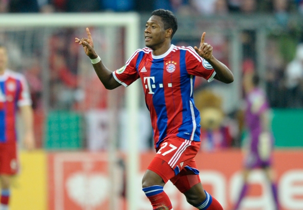 That's how you take a free kick Ronaldo! Alaba shows his stunning set-piece prowess