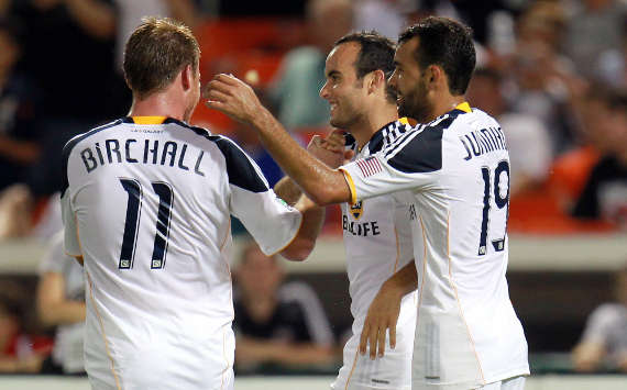 Landon Donovan, Chris Birchall, Juninho, Los Angeles Galaxy, MLS (Getty Images)