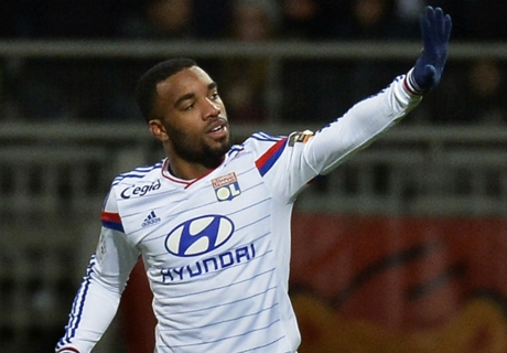 Lacazette: Lyon may sell me