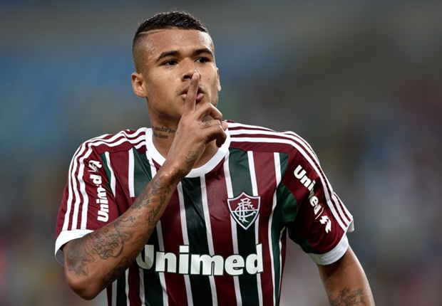 Manchester United Ajukan Tawaran Untuk Kenedy