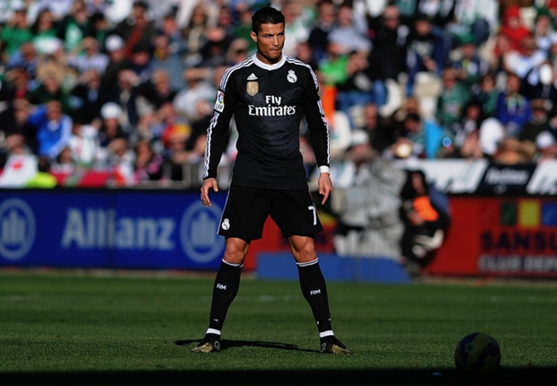 Ronaldo will keep taking free kicks - Ancelotti