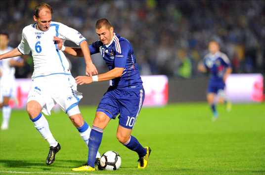 Euro 2012 qualifier - Bosnia vs France - Rahimic vs Benzema