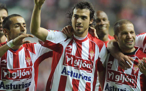 Diego Castro, Miguel De las Cuevas, Lora, Sporting Gijon (Getty Images)