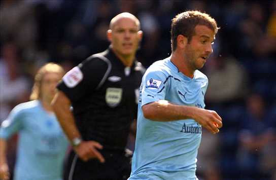 webb, van der vart, tottenham (Getty images)