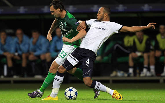 Champions League: Werder Bremen - Tottenham Hotspur, Hugo Almeida; Younes Kaboul (Getty Images)