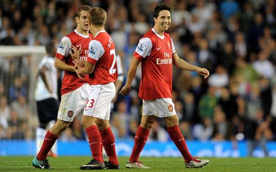 Andrey Arshavin, Samir Nasri & Jack Wilshere celebrate Arsenal's 4-1 win over Tottenham (Getty Images)
