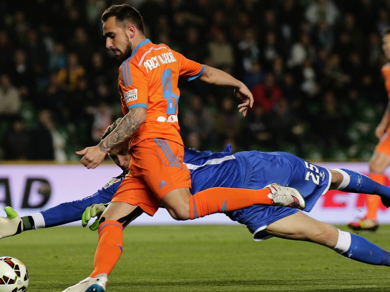 Returning Alcacer sets sights on Champions League after Elche romp