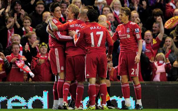 Liverpool players celebrate Fernando Torres' double against Chelsea (Getty Images)