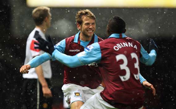 Jonathan Spector & Victor Obinna - West Ham (Getty Images)