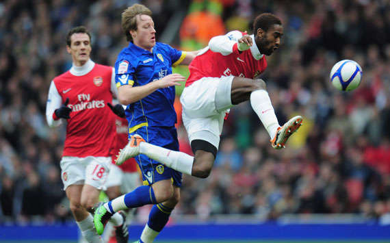 FA Cup - Arsenal vs Leeds United, Johan Djourou and Luciano Becchio(Getty Images)