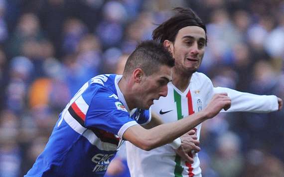 Federico Macheda e Alberto Aquilani combattono durante Sampdoria-Juve (Getty Images)
