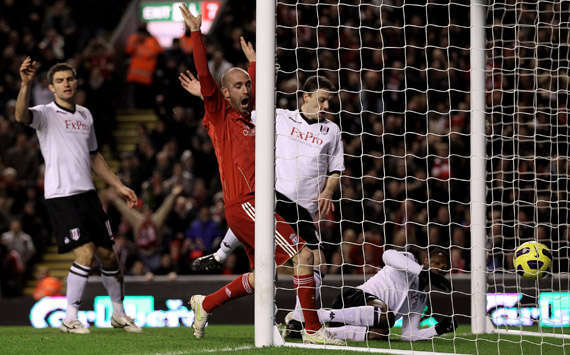 EPL,Raul Meireles,Liverpool vs Fulham(Getty Images)