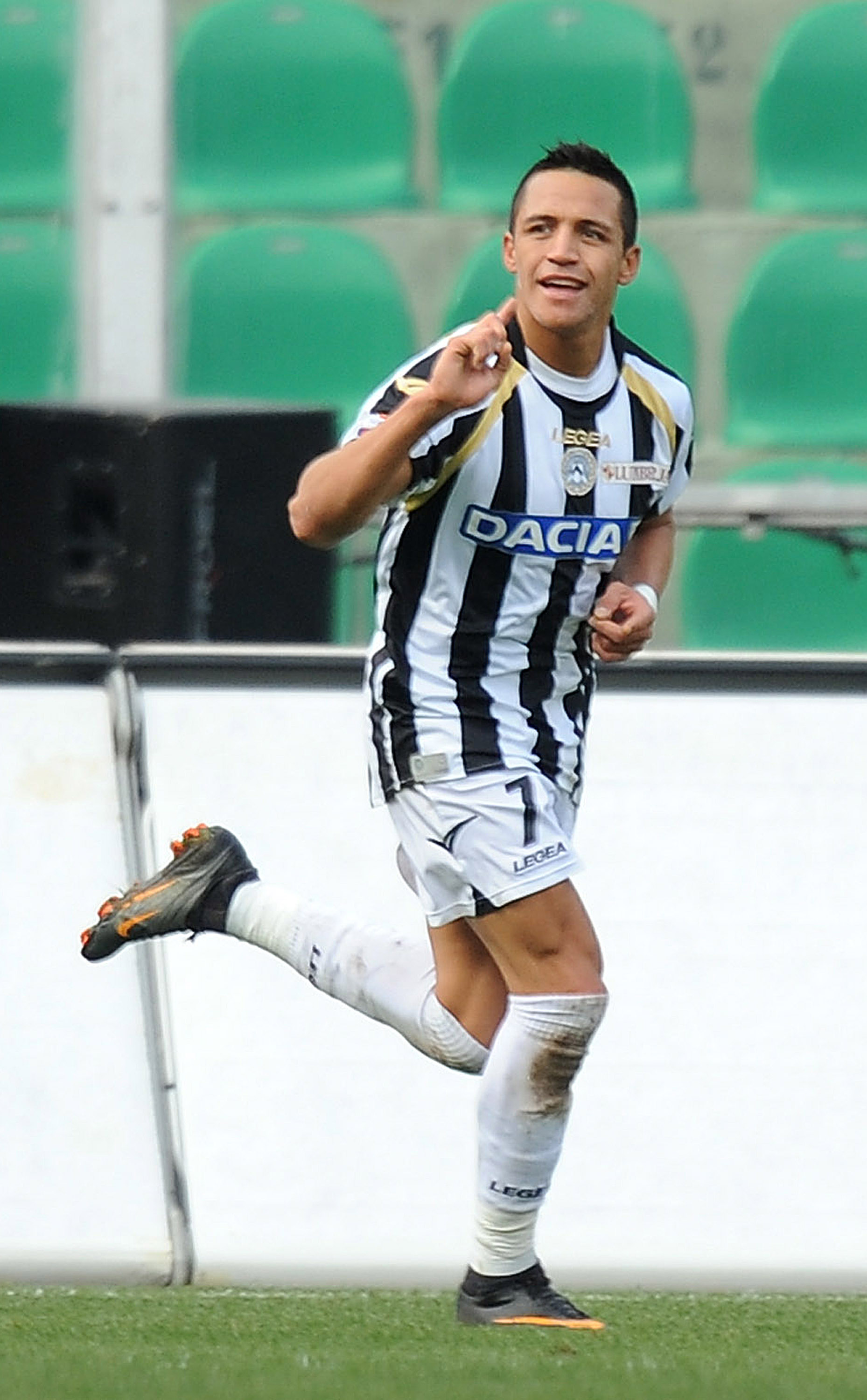 Alexis Sanchez Udinese Fifa | alexis sanchez udinese getty images Alexis Sanchez Udinese Fifa | alexis sanchez udinese getty images