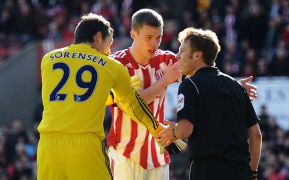 FA Cup : Mike Jones - Ryan Shawcross - Thomas Sorensen, Stoke City v West Ham United