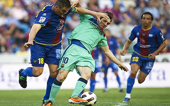 Lionel Messi - Barcelona & Sergio Ballesteros - Levante (Getty Images)