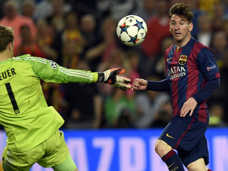 'Messi the greatest club player of all time' - Carragher
