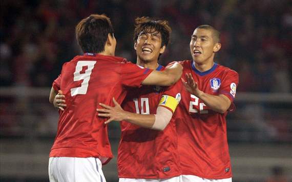 South Korea v Lebanon - Park Chu-Young, Cha Du-Ri & Ji Dong-Won
