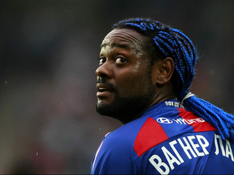 Vagner Love&#39;s agent Dionisio Castro has moved to end rumours that the Brazilian striker could be on his way out of CSKA Moscow. - 146508_gallery