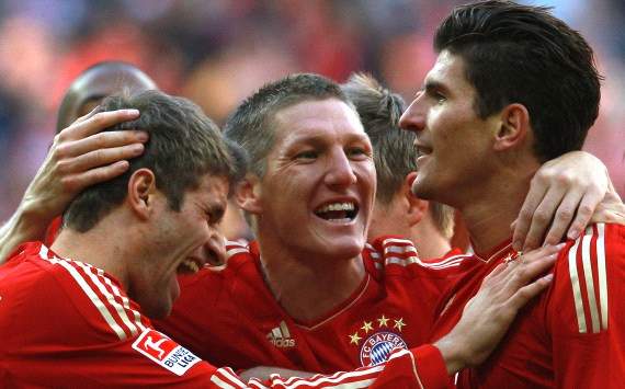 German Bundesliga: Bayern Munich - Hertha BSC, Thomas Mueller, Bastian Schweinsteiger, Mario Gomez