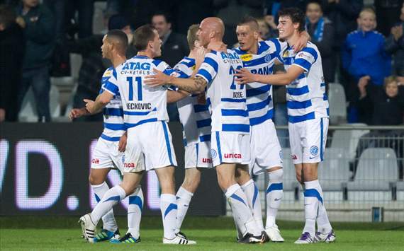 De Graafschap juicht na treffer (De Graafschap - NAC)