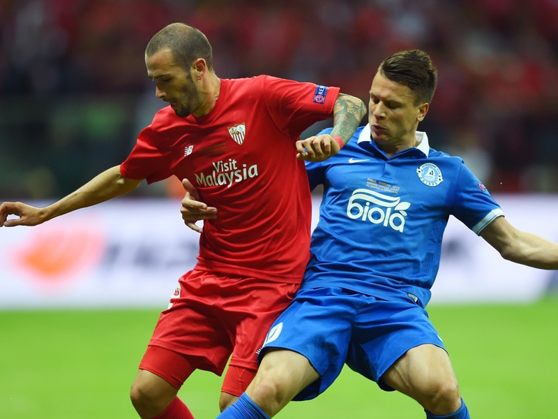 Sevilla reach agreement with Konoplyanka