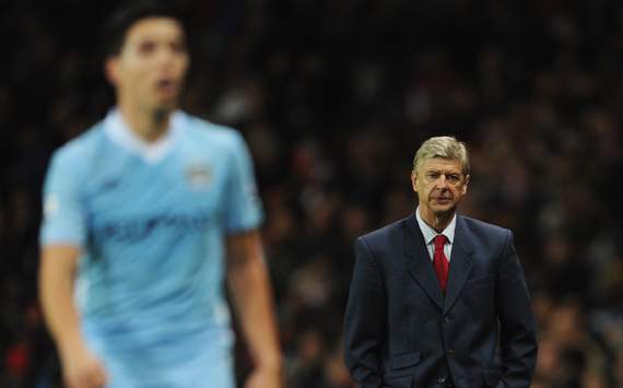 Carling Cup - Arsenal v Manchester City, Arsene Wengeri and Samir Nasri