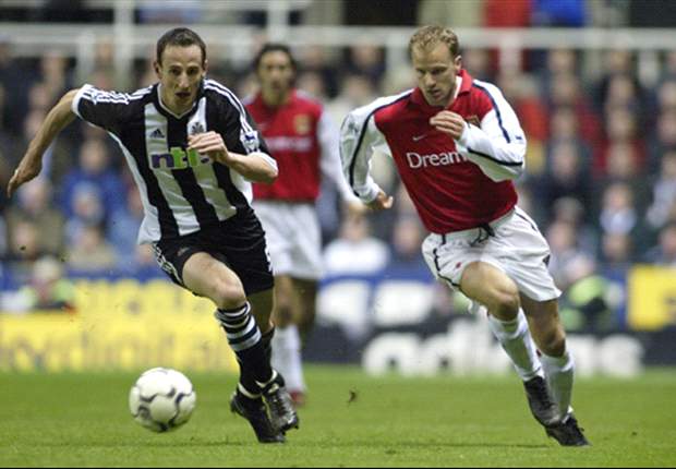 Dennis Bergkamp sang pencetak gol terbaik sepanjang masa