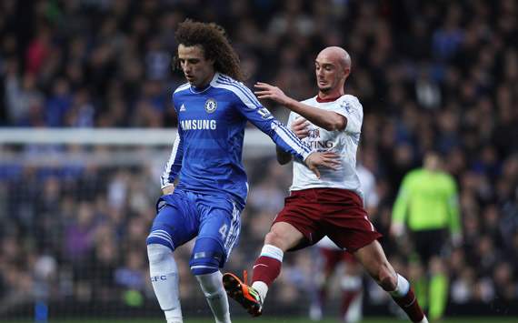 EPL - Chelsea v Aston Villa, David Luiz and Stephen Ireland