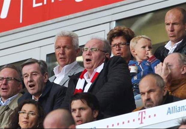 ALL - Hoeness contre la Fifa