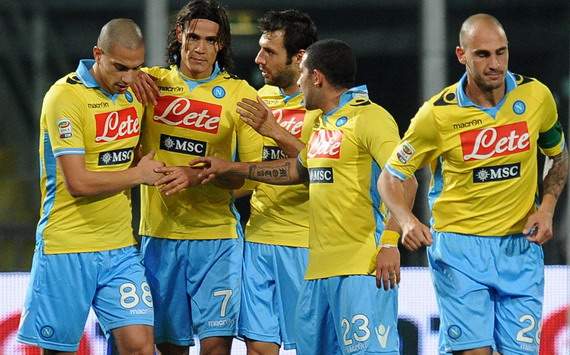 Inler, Cavani, Dossena, Gargano, Cannavaro - Palermo-Napoli - Serie A (Getty Images)