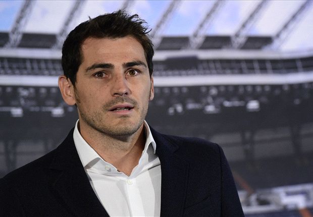 Real Madrid treated Casillas badly - Forlan