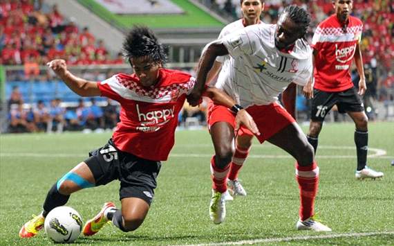 Daudsu Jamaluddin, Kelantan FA, LionsXII, Malaysia, Malaysian Super League, Agu Casmir