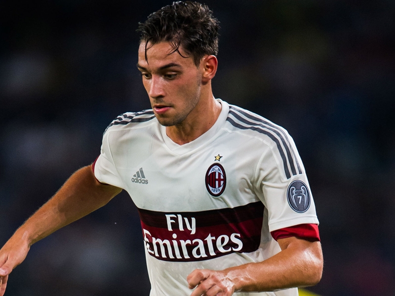 RUMEUR - Pour lâcher Fabregas à l'AC Milan, Chelsea voudrait De Sciglio en échange