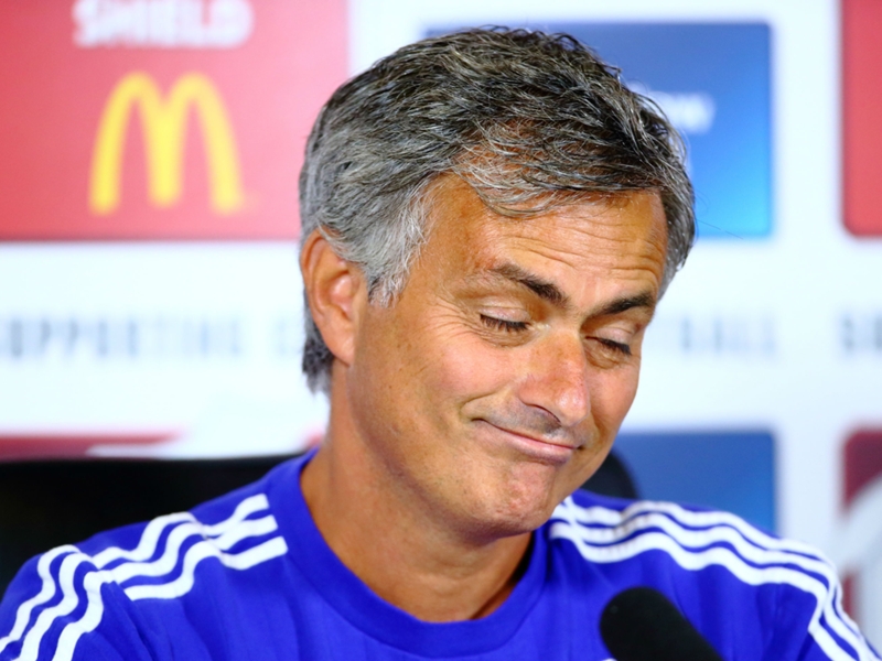 Mourinho: Chelsea don't need to buy 10 players to be better