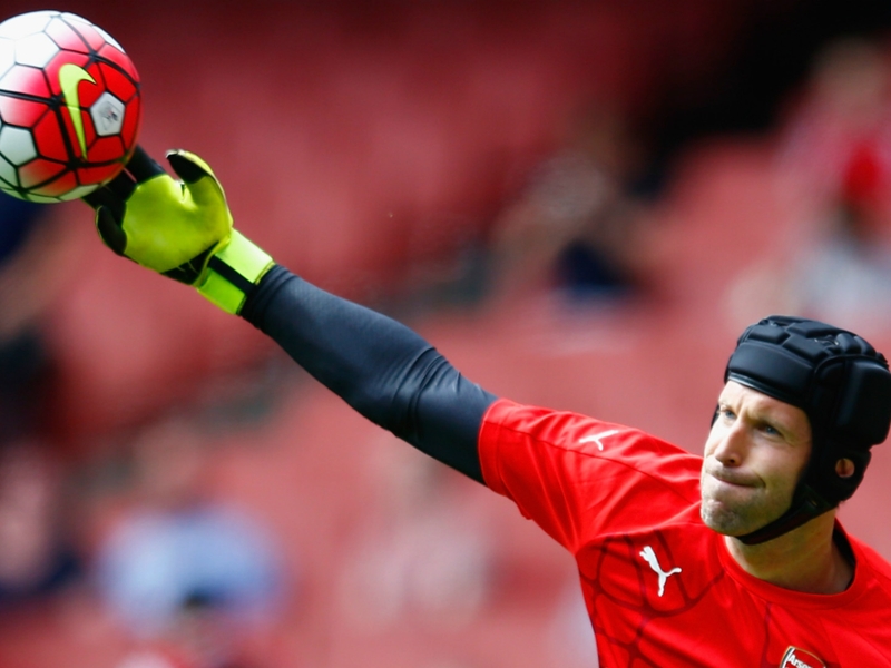 Wenger: Cech could be the key factor against Chelsea