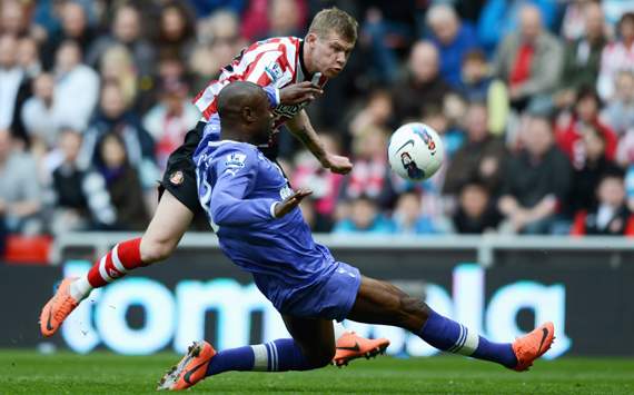 EPL - Sunderland vs Tottenham, James McClean & William Gallas