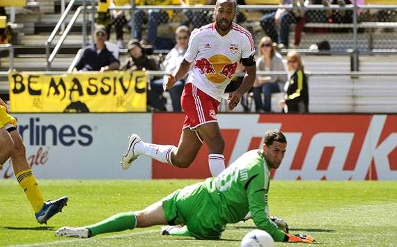 Thierry Henry vs Crew