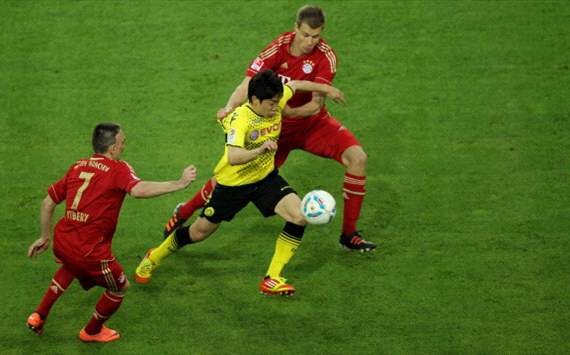 Borussia Dortmunt v Bayern Munich;Shinji Kagawa,Holger Badstuber,Franck Ribery